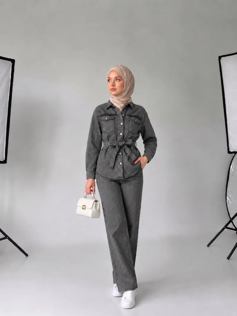 Kadın Kuşaklı Buz Mavi Denim Ceket Pantolon İkili Takım